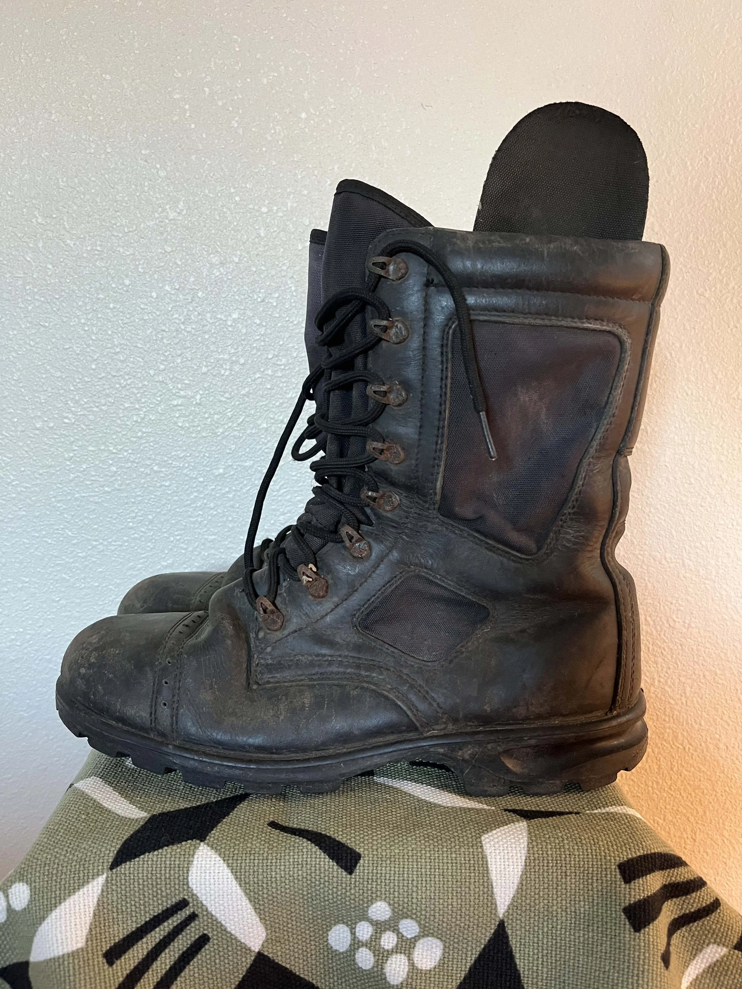 Combat Boots – Left.jpg