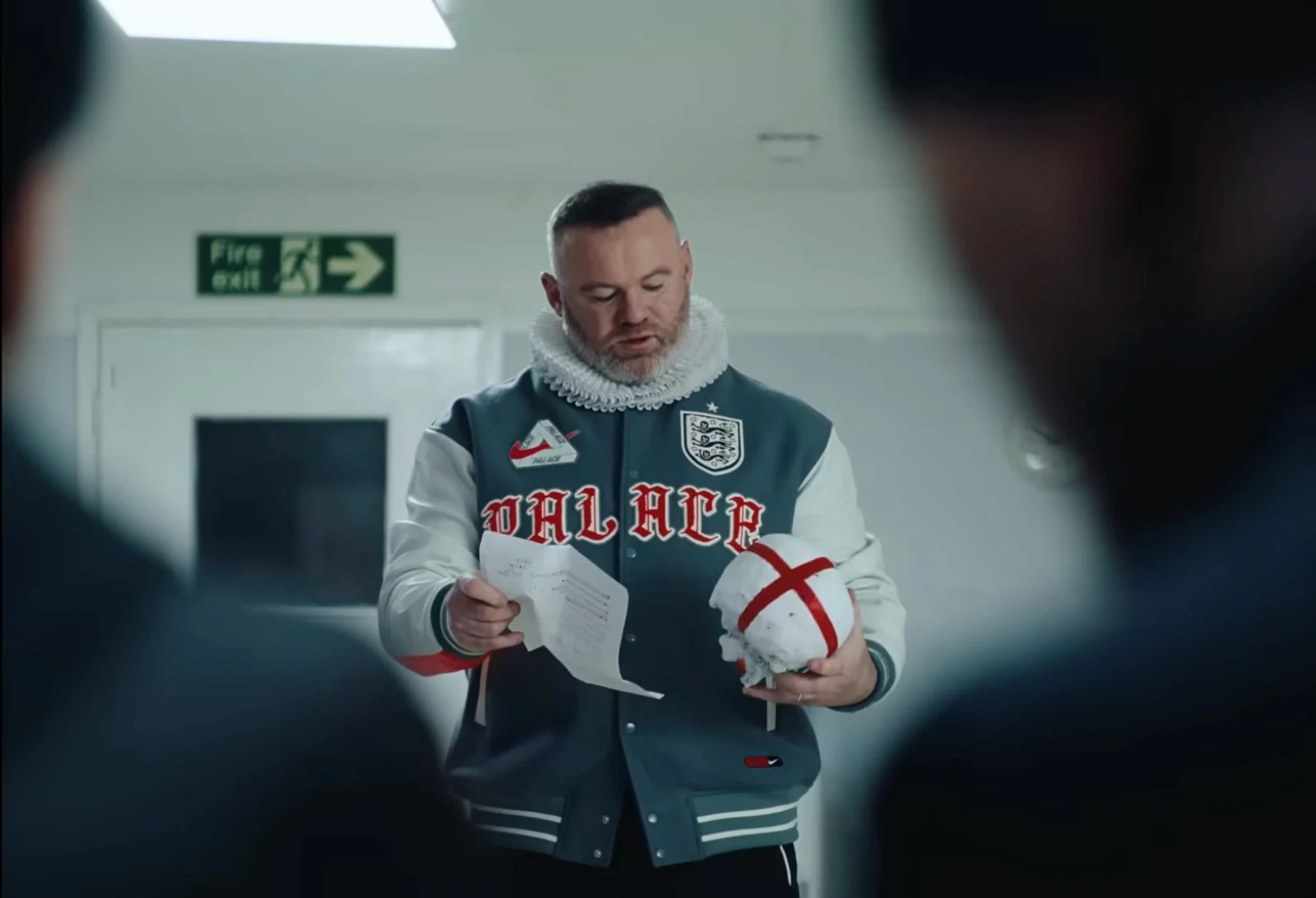 NIKE X PALACE