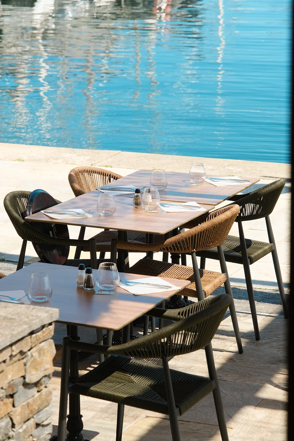 Stratégie de communication digitale, shooting photo et vidéo réel Instagram, pour la gestion et le développement d'un restaurant en Corse, par ZACE - Agence de communication digitale à Corte, en Corse.