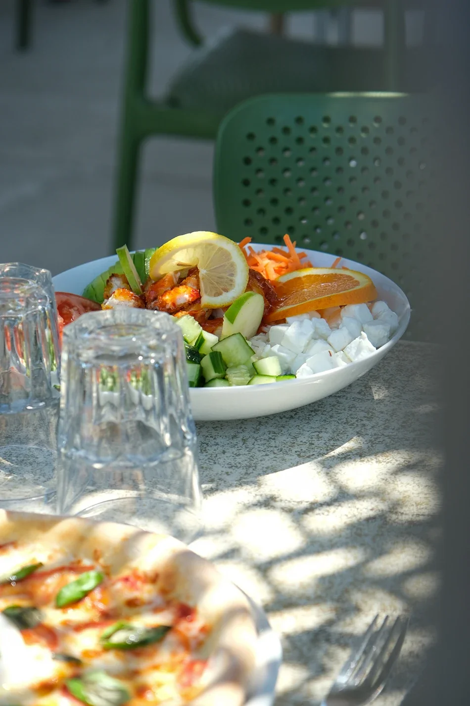 Feed Instagram, stratégie de communication, shooting photo et montage vidéo Réel Instagram, pour la gestion et le développement des réseaux sociaux d'un restaurant en Corse, par ZACE - Agence de communication digitale à Corte.