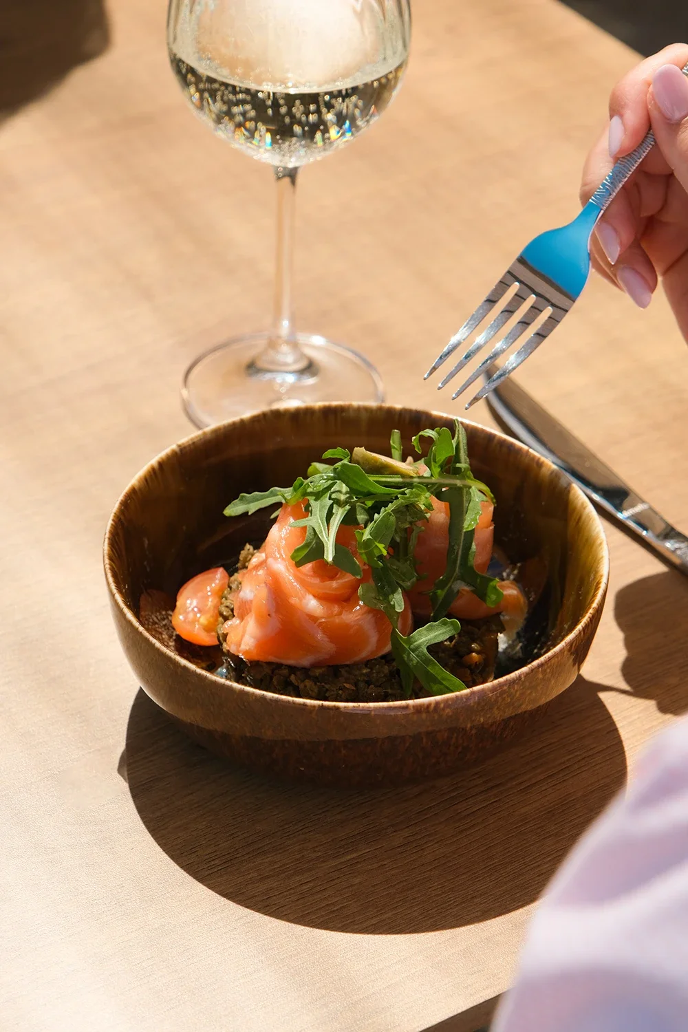 Stratégie de communication digitale, shooting photo et vidéo réel Instagram, pour la gestion et le développement d'un restaurant en Corse, par ZACE - Agence de communication digitale à Corte, en Corse.