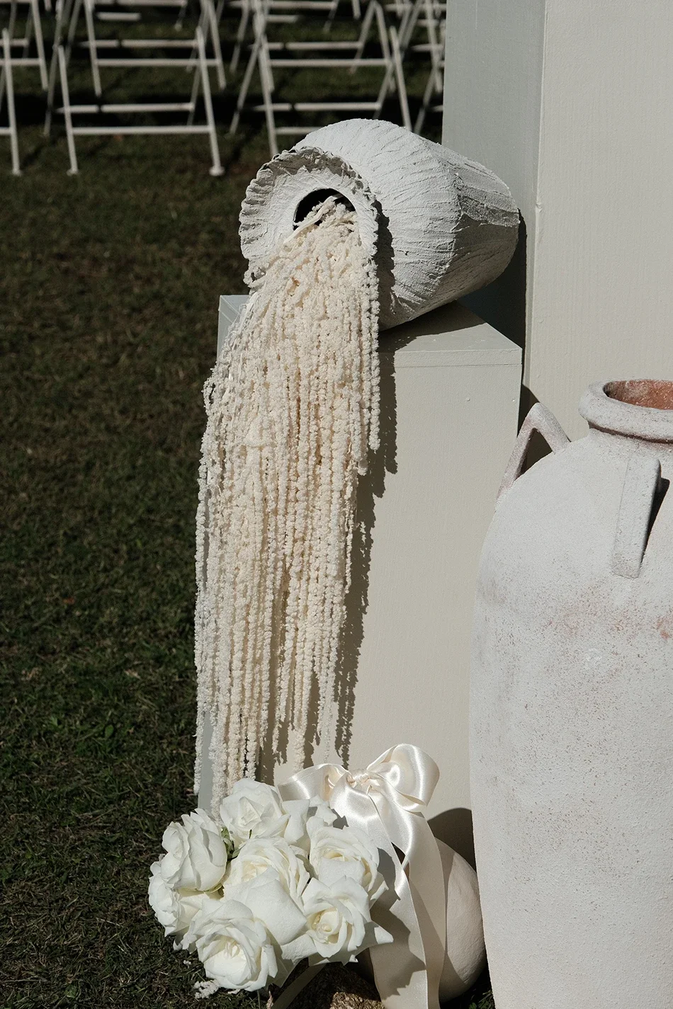 Direction artistique, shooting photo et montage vidéo Réel Instagram one shot, pour l'image de marque d'une fleuriste et décoratrice, par ZACE - Agence de communication digitale à Corte.