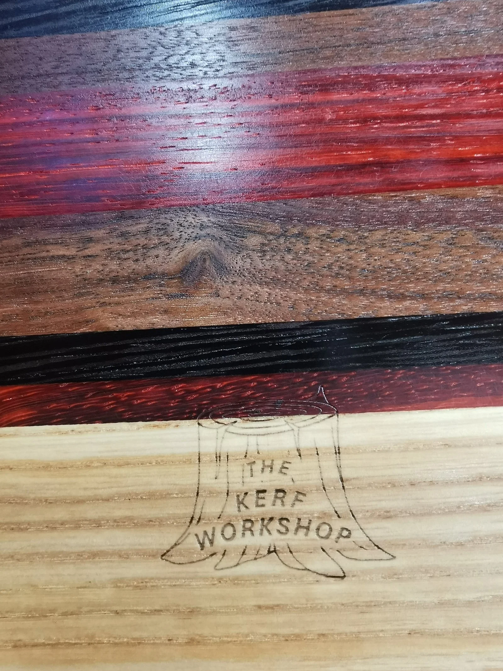 Cutting boards are 100% from hardwood (maple, walnut and ash).
Inserted handle and rubber feet.
Exotic woods included (wenge / purple heart / padauk ).
Name engraving $20 extra.
Customizable to any size and colour variations.