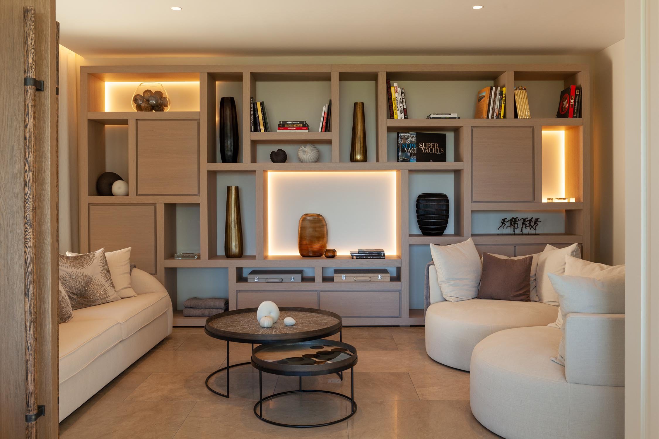 Une image de la maison flottante