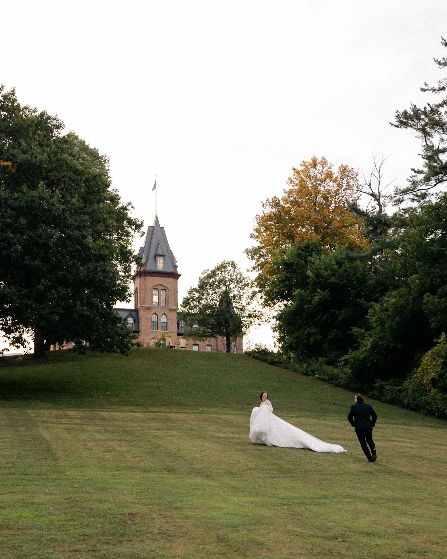 Across the quiet green,
two hearts move in the same direction,
soft steps, bright smiles,
a promise unfolding in motion.
&bull;
&bull;
#weddingphotographers #minnesotaphotographer #luxuryphotographer #luxuryweddings #minnesotawedding #minnesotaweddin