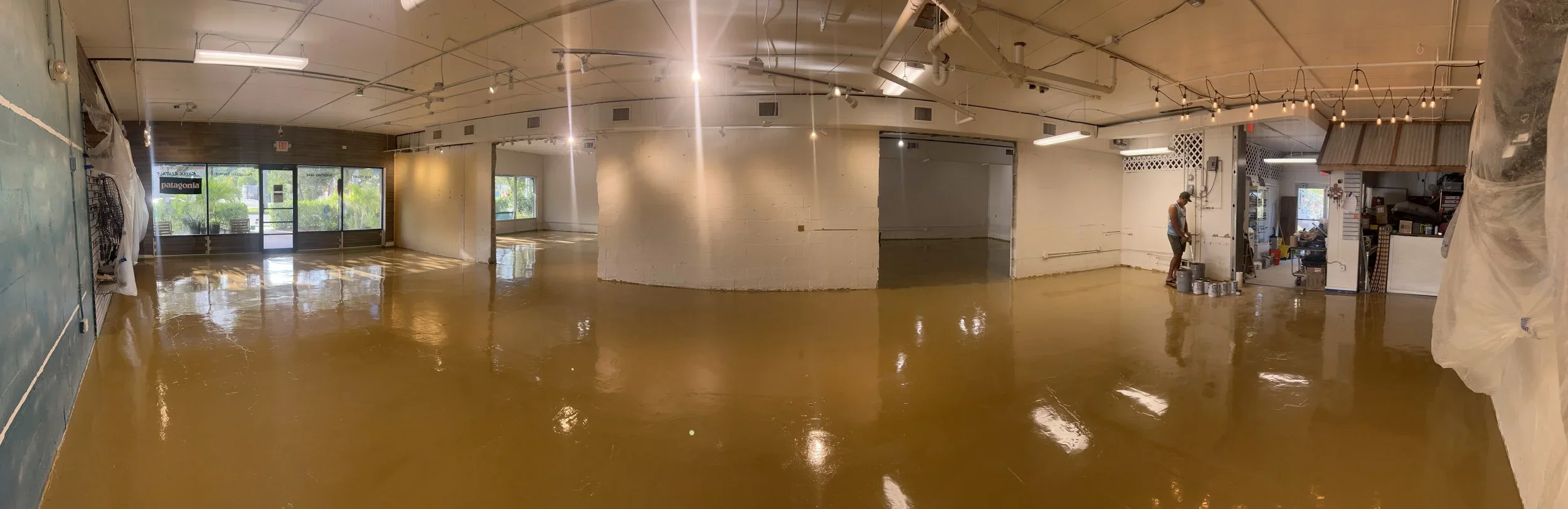 Lehn+Painting+-+Epoxy+Flooring+-+Naples+Outfitters+-+2.webp