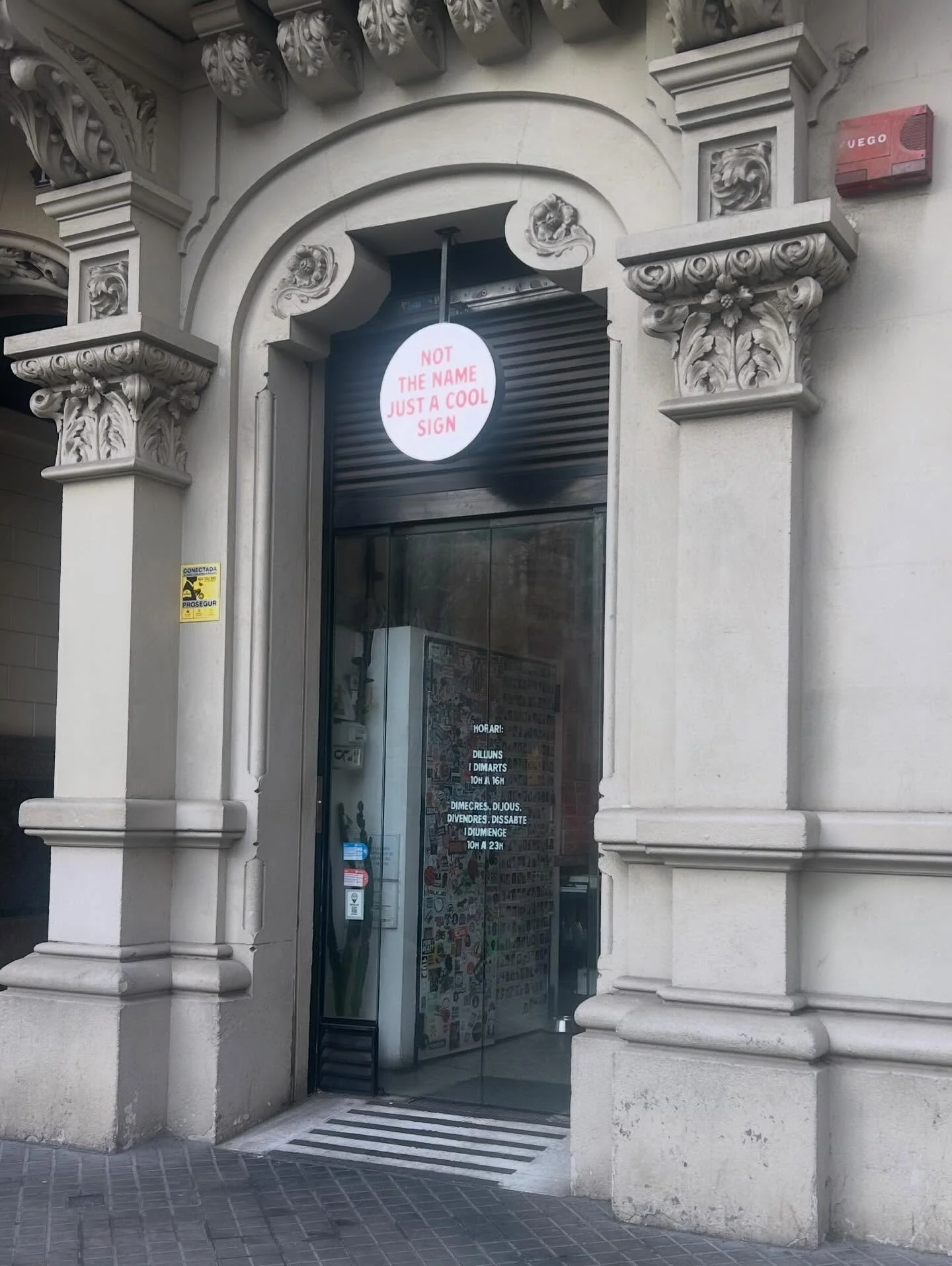 It&rsquo;s a wrap 🌯

In &eacute;&eacute;n jaar tijd was ik drie keer een paar dagen in Barcelona. Elke keer ontdekte ik weer nieuwe restaurantjes, terwijl ik ook bleef teruggaan naar de klassiekers.

Nu begint het moeilijkste deel: kiezen wat er in 