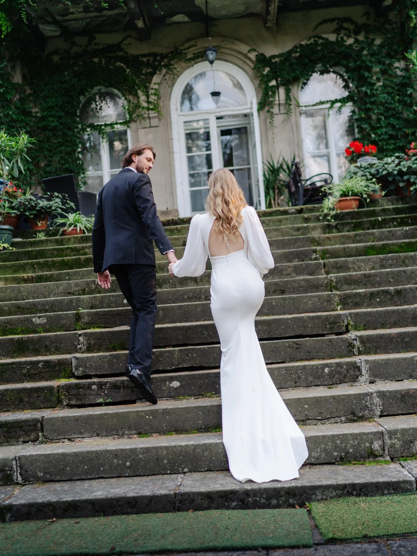 Sesja na zamku to zdecydowanie świetny wyb&oacute;r!📸

Jeśli chcecie wracać do tych chwil nawet po latach &mdash; jesteście w dobrym miejscu.
📅 Zostało kilka ostatnich termin&oacute;w na 2026 rok

#ślub #wesele #wesele2026 #fotograf #wedding