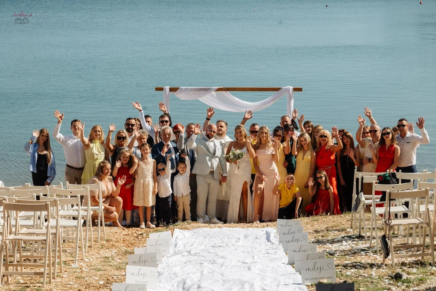 Łapcie troche słońca z Chorwacji w te zimne dni📸

Jeśli chcecie wracać do tych chwil nawet po latach &mdash; jesteście w dobrym miejscu.
📅 Zostało kilka ostatnich termin&oacute;w na 2026 rok

#wesele #ślub #ślub2026 #fotograf #wedding