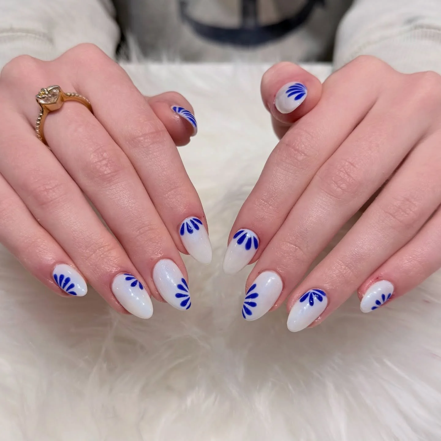 Blue porcelain vibes on a pearly white base. These delicate petal tips have me obsessed! 

 #nailsalon #Bellagionailsparaleigh #nails #raleigh #notd 

 
BELLAGIO NAIL SPA
📍8845 Six Forks Rd
  Raleigh, NC 27615 
☎️ (984) 232-8718