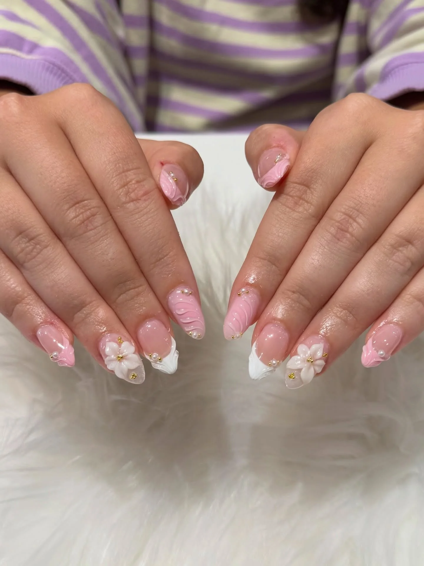 Soft girl era activated! 

#nailart #Bellagionailsparaleigh #3dnailart #promnails #softgirlera 

 
BELLAGIO NAIL SPA
📍8845 Six Forks Rd
  Raleigh, NC 27615 
☎️ (984) 232-8718