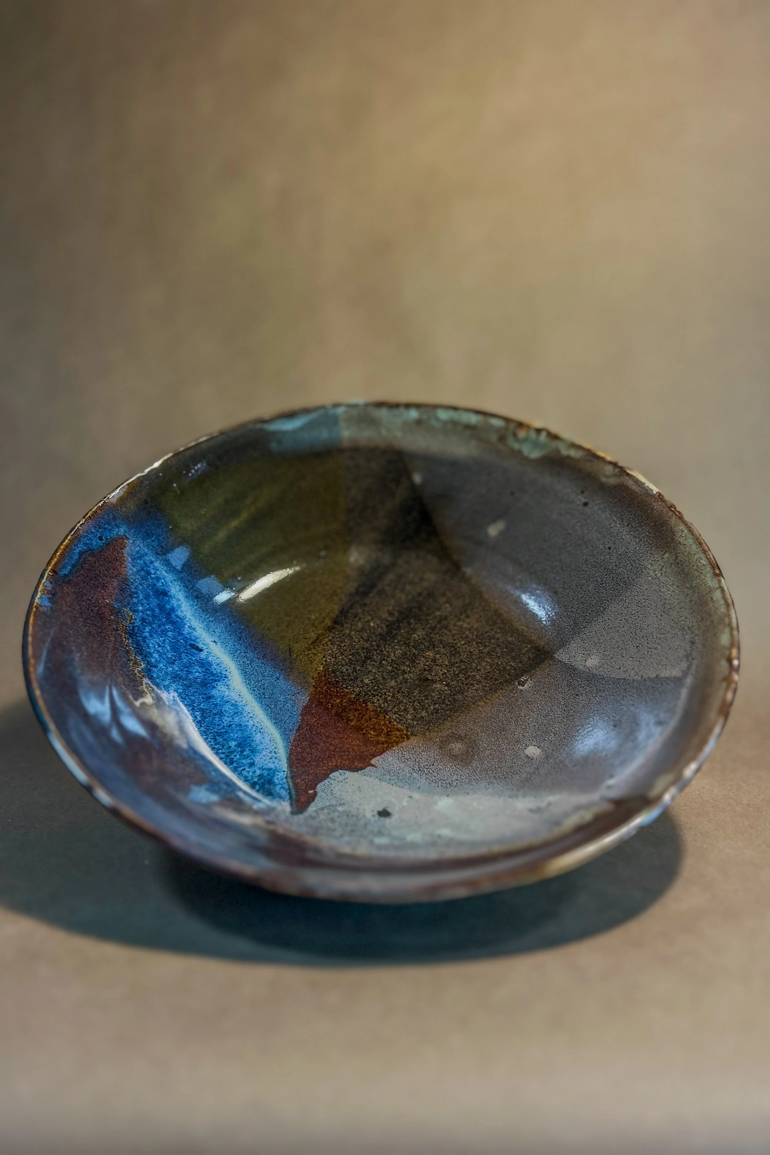 Bowl Finished with High Fire Glaze
Reclaimed Clay - Pottery Wheel Thrown