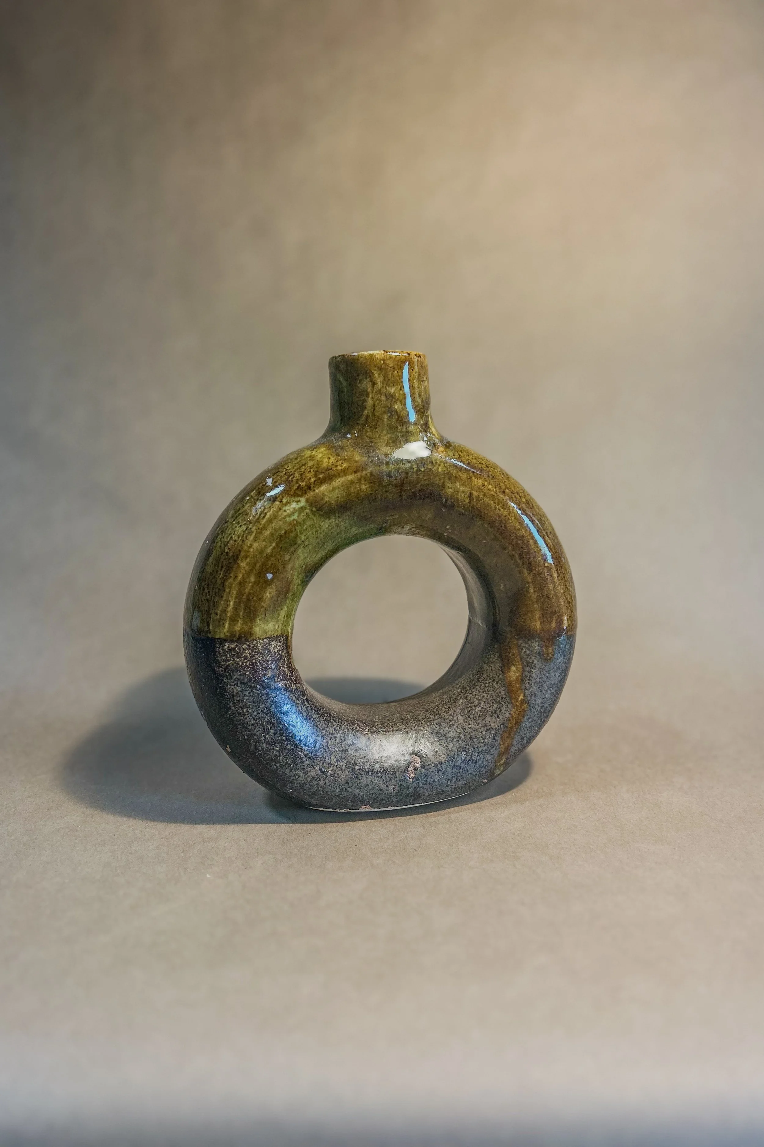 Vase Finished with High Fire Glaze
Reclaimed Clay - Pottery Wheel Thrown