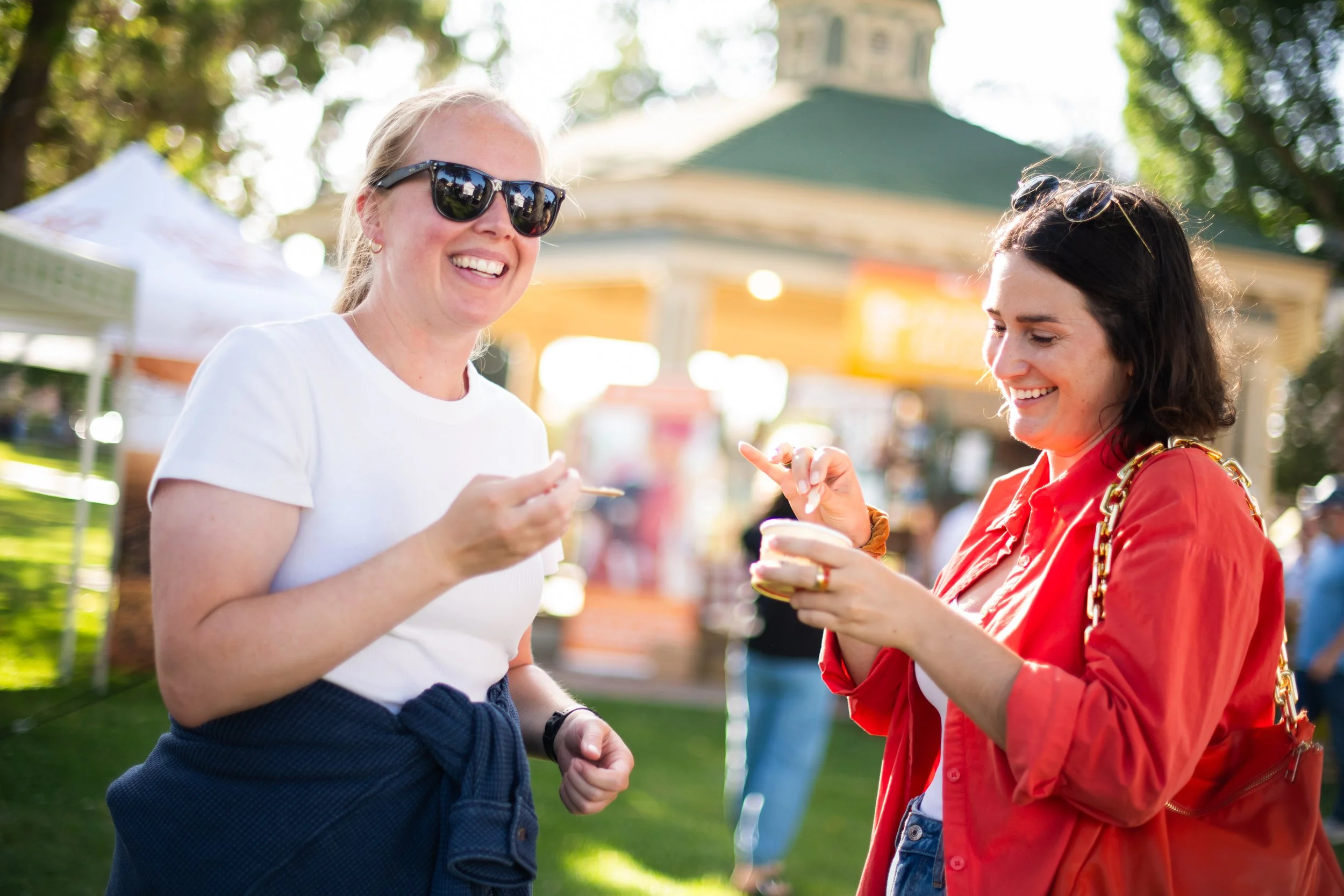 People enjoying gelato