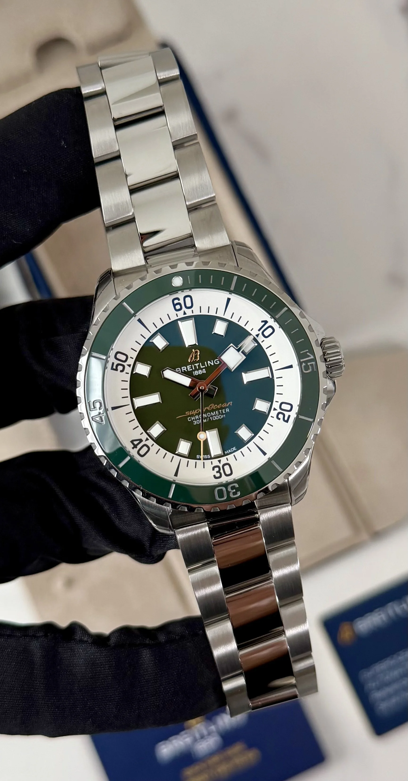 Breitling Superocean A17376A31L1A1 Steel Green Dial 44mm Automatic Unworn 2025