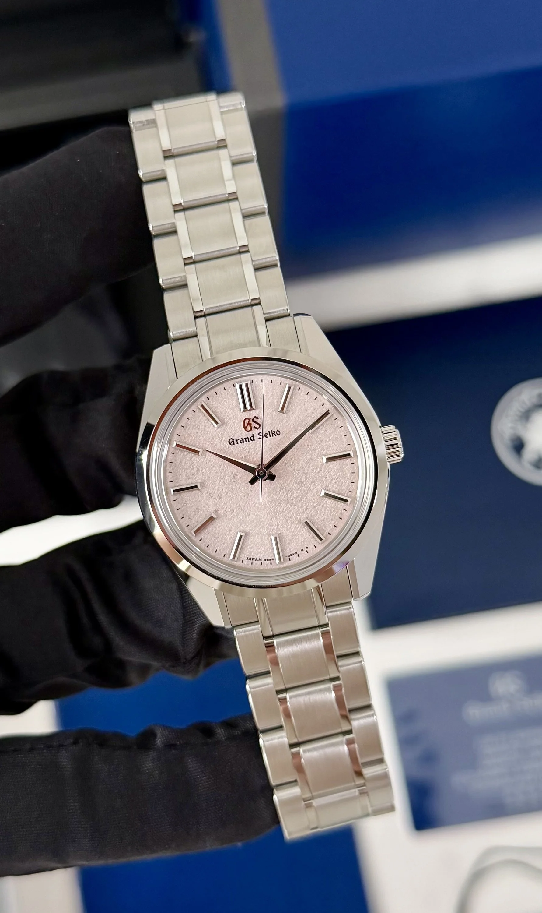Grand Seiko Heritage Pink Cherry Blossom SBGW289 Limited To 1200 Pieces Full Set