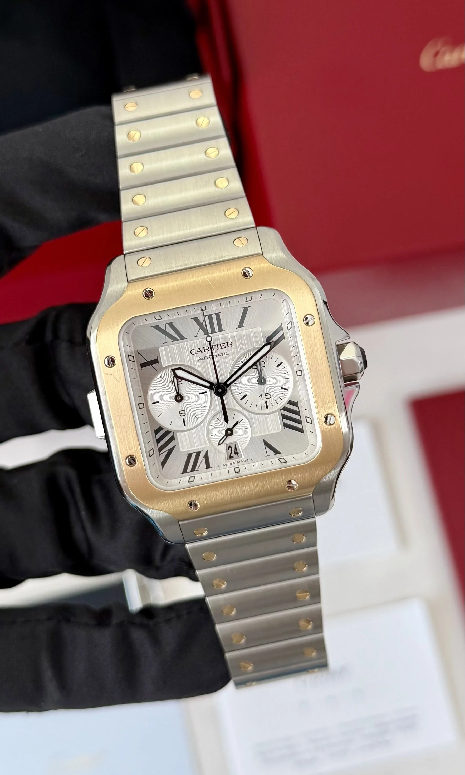 Cartier Santos de Cartier Chronograph W2SA0008 2026 Yellow Gold Bezel Complete