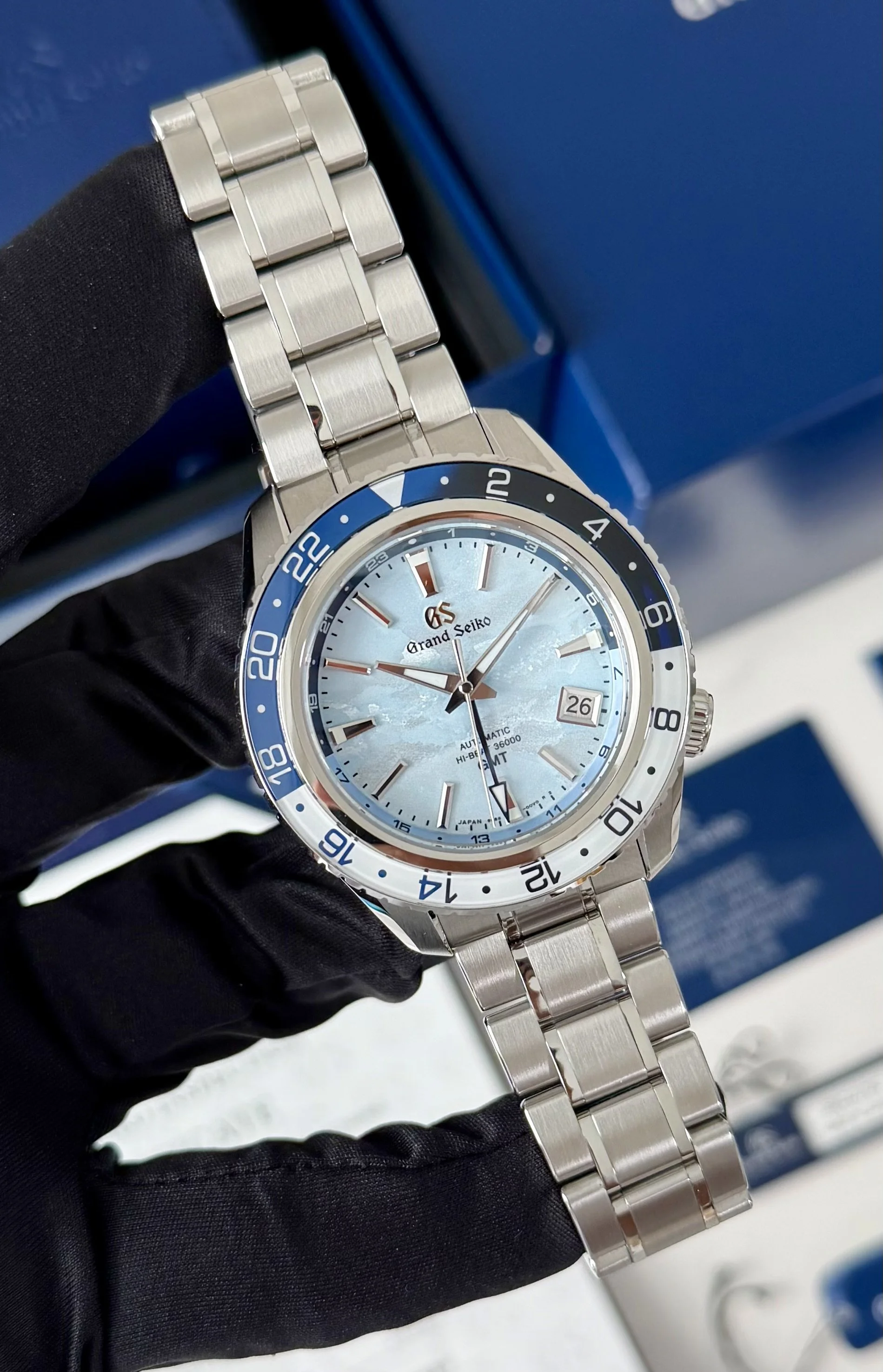 Grand Seiko Sport GMT Sea of Clouds Limited To 2000 Pieces SBGJ275 Unworn 2024