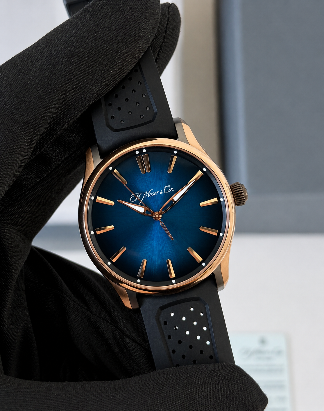 H. Moser & Cie. Pioneer Centre Seconds Red Gold 42.8mm 2023 Full Set 3200-0903