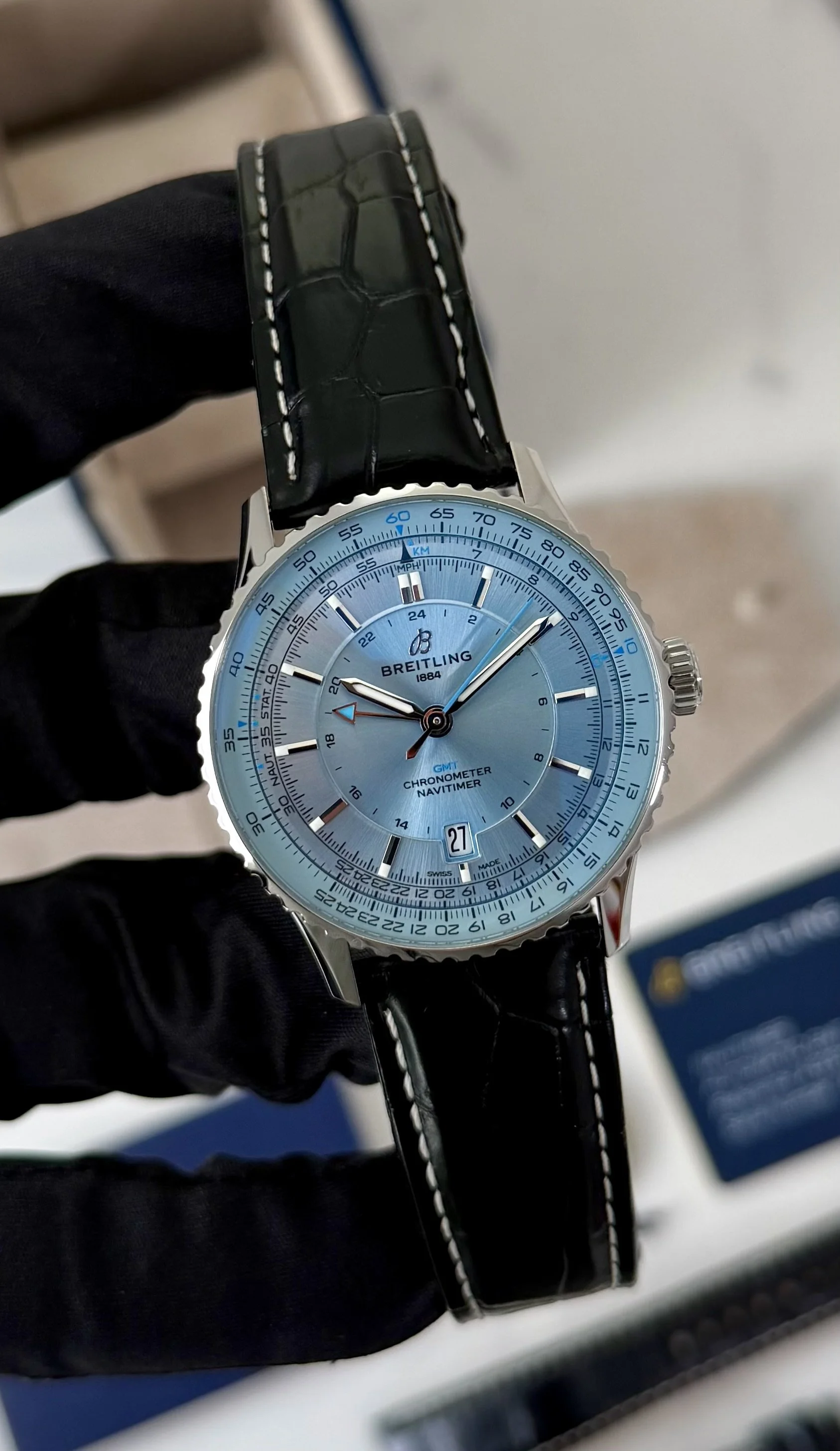 Breitling Navitimer GMT Ice Blue Dial A32310171C1P1 41mm Complete Set 2025