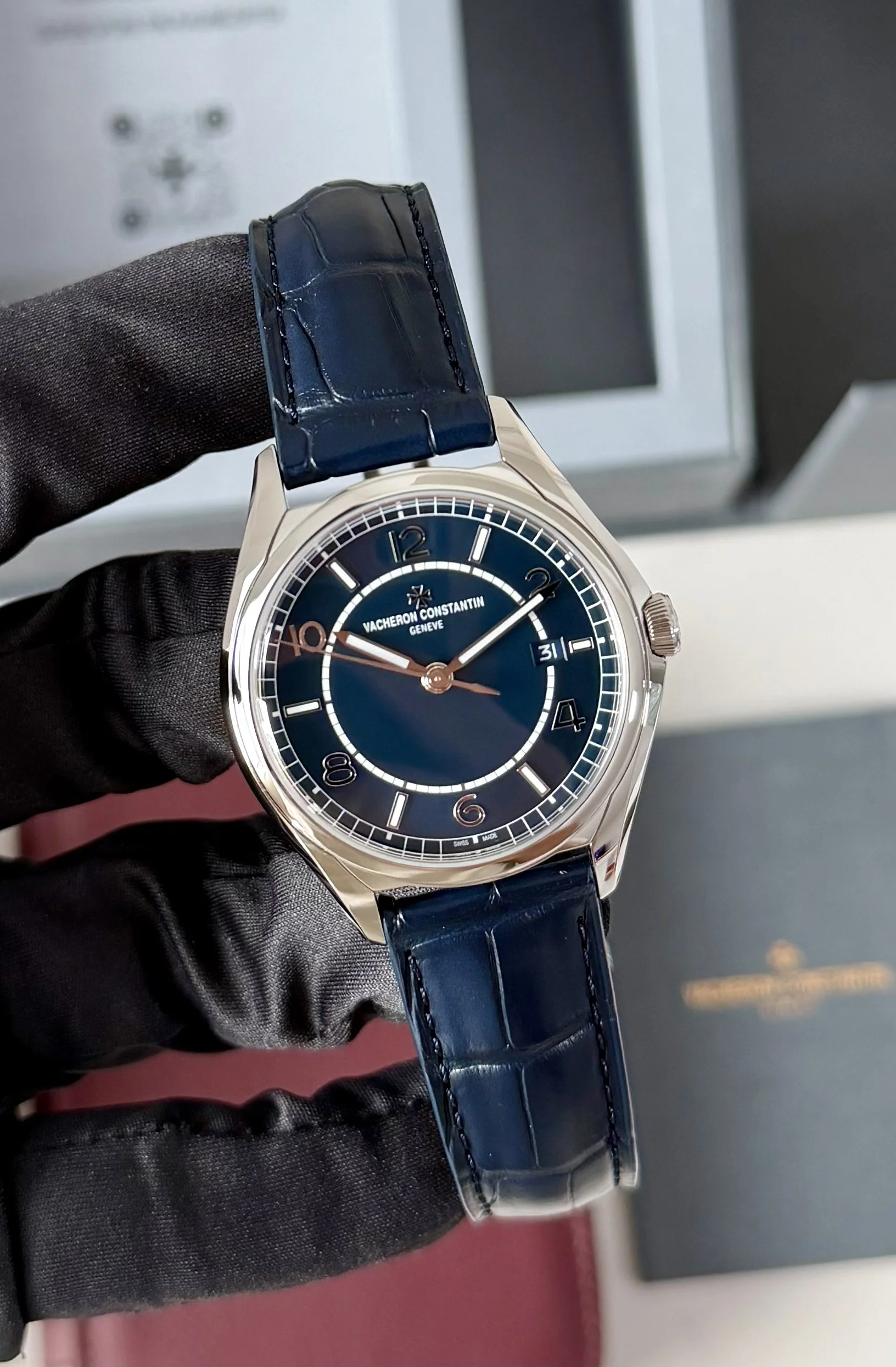 Vacheron Constantin Fiftysix Blue Unworn 40mm 4600E/000A-B487 Complete Set 2026