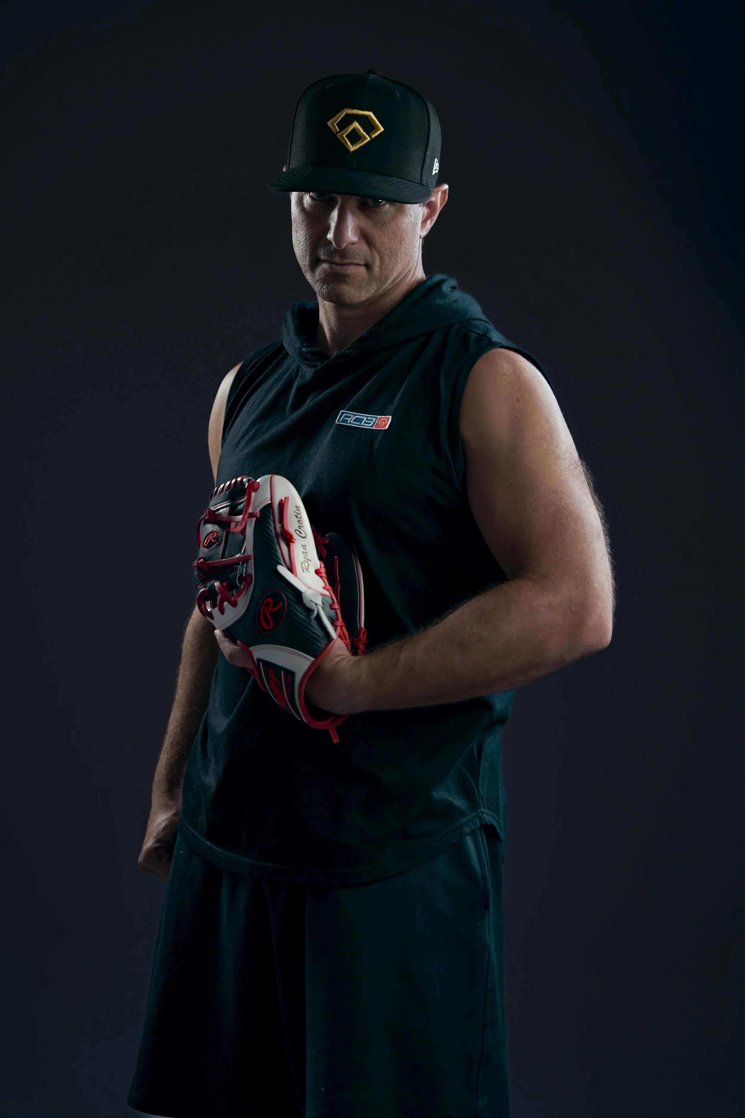 quinn-taplin-rc13-sports-catchers-glove-detail.jpg