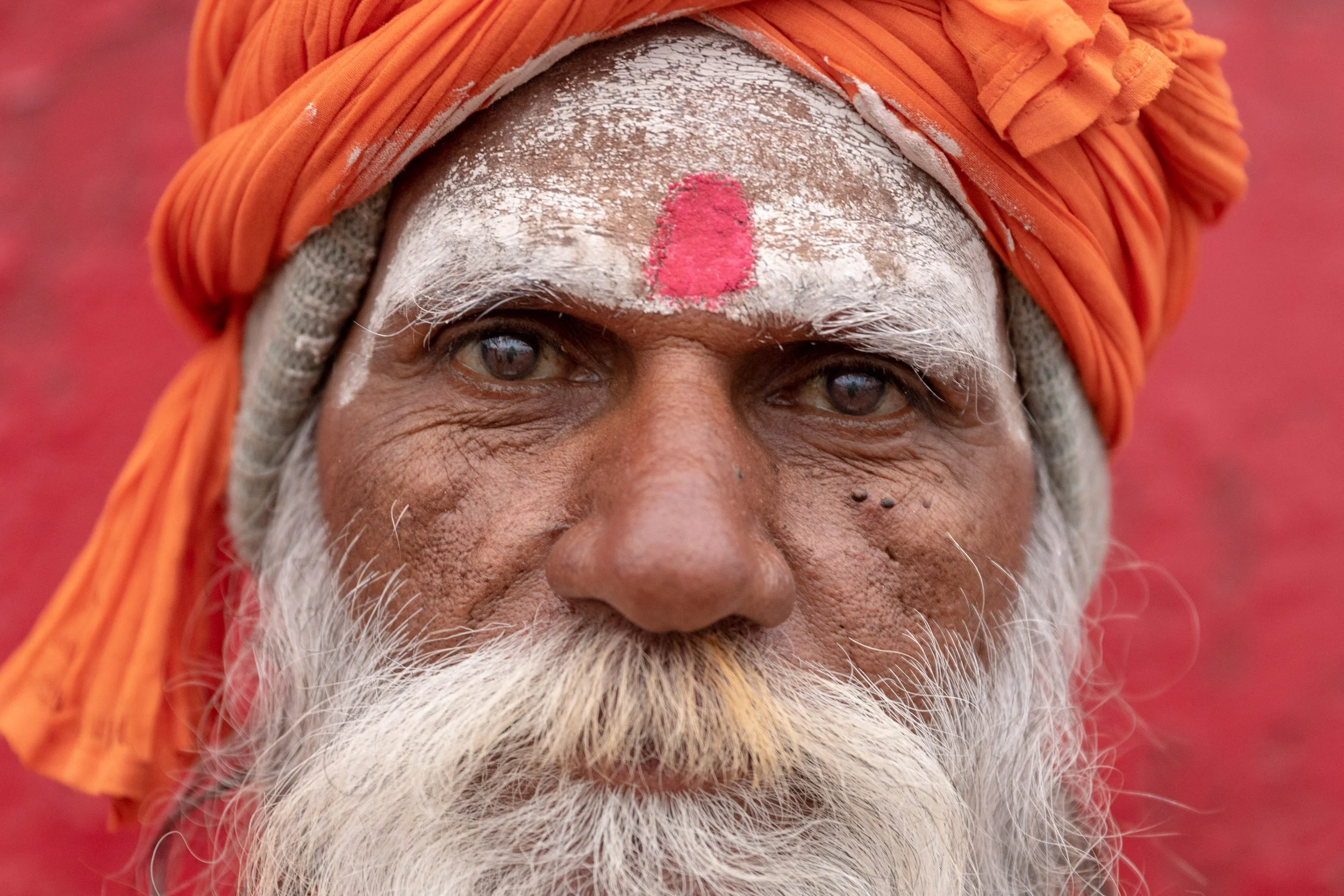 quinn-taplin-imosha-sadhu-holy-man-portrait-india.jpg