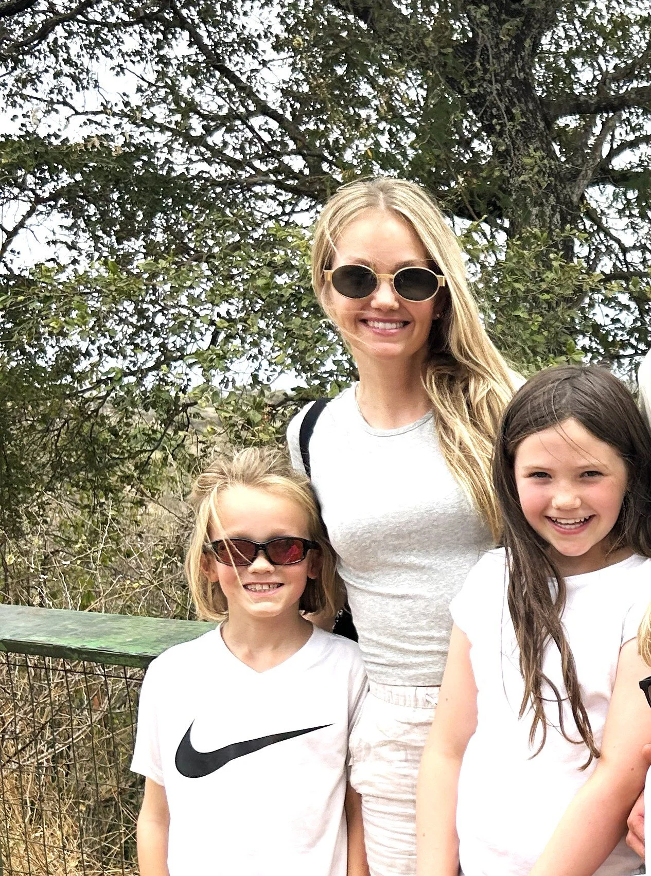 Safari i Tarangire. Linn Iren Gilje Myrstad, Madelen Gilje Myrstad og Nikolai Gilje Myrstad