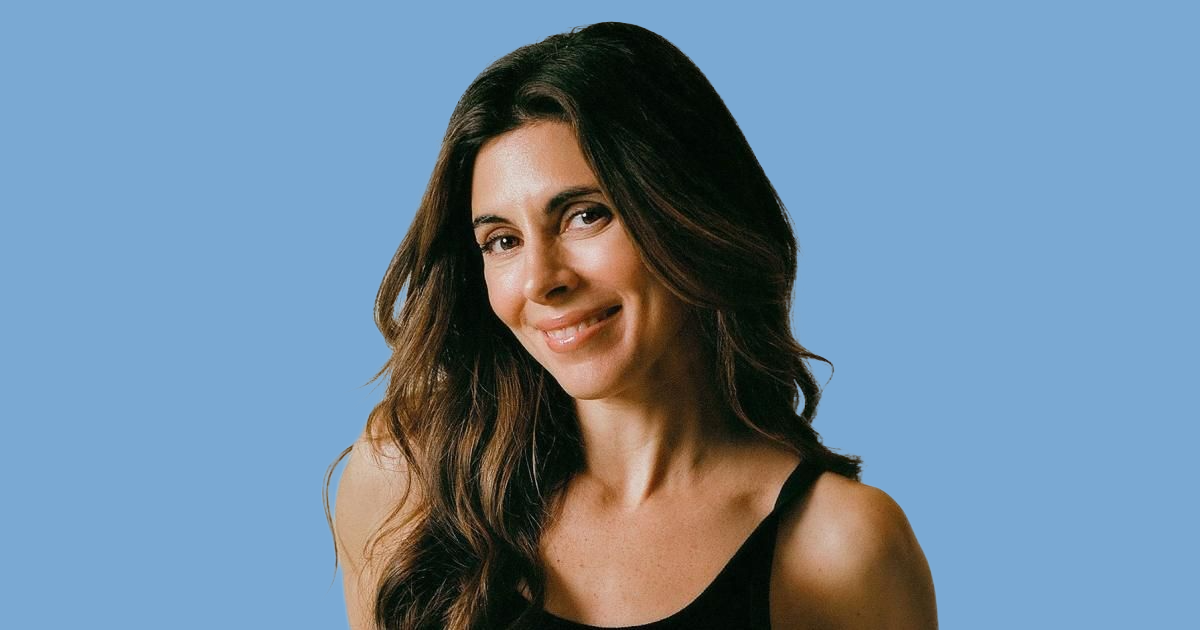  Jamie-Lynn Sigler:   Meadow Soprano Gets Candid About Judaism and Chronic Illness