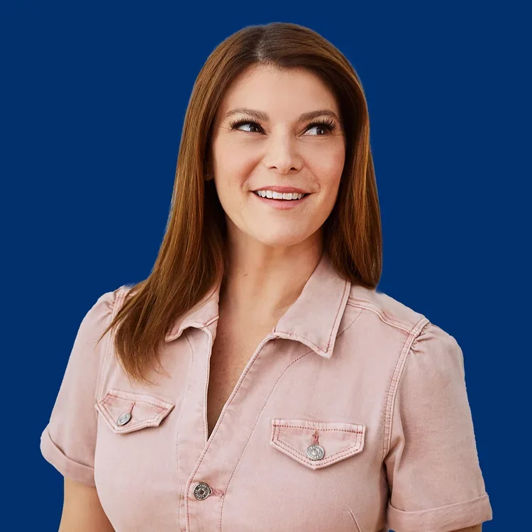  Gail Simmons:  Top Chef on Jewish Food & Community Perseverance Against Jew Hatred! 
 
  View Interview Transcript
 