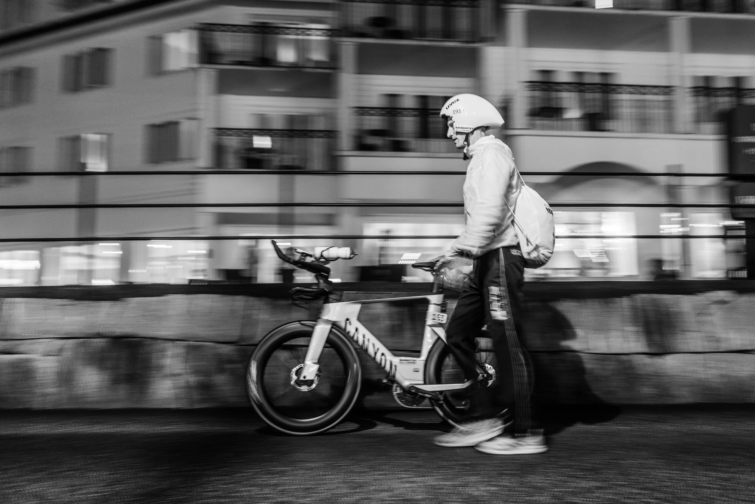 00 Pre-Race_0316_5198-HD.jpg