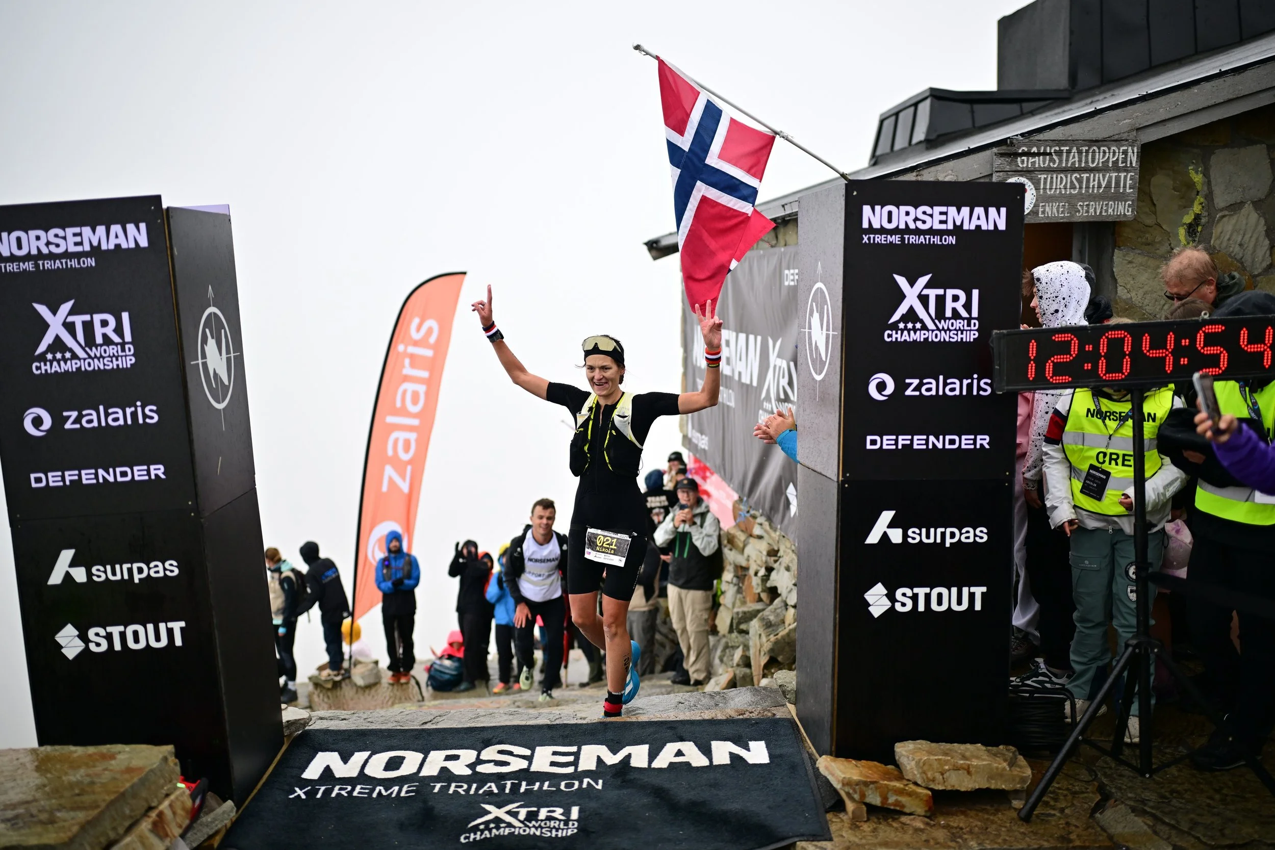 Twists and turns in the womens field on the way to Gaustatoppen as Corbova claims the victory