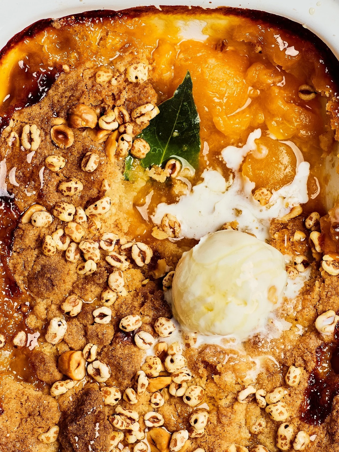 Gorgeous fruity crumbles!
Loved developing, styling and art directing for this @deliciousmag shoot. 
My recipes were 
🍑 Apricot, honey, puffed wheat &amp; bay
🍪 Fig roll fig crumble 

#crumble #easyrecipe #fruitcrumble