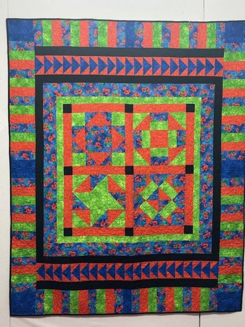 Collaborative quilting, quilts bees, community of quilters, begining quilters, charity quilters, quiting lessons, private quilting lessons, group quilting lessons. Quilt artist, quilt teacher. hand binding quilts