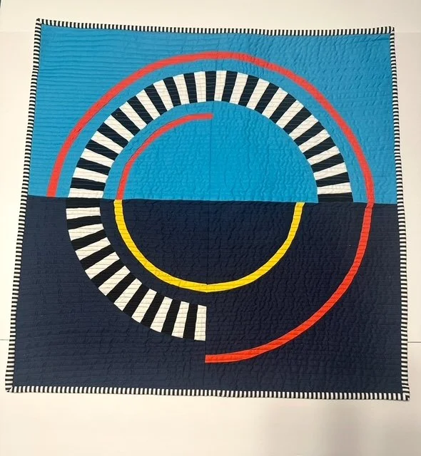 Collaborative quilting, quilts bees, community of quilters, begining quilters, charity quilters, quiting lessons, private quilting lessons, group quilting lessons. Quilt artist, quilt teacher. hand binding quilts, moden quilts