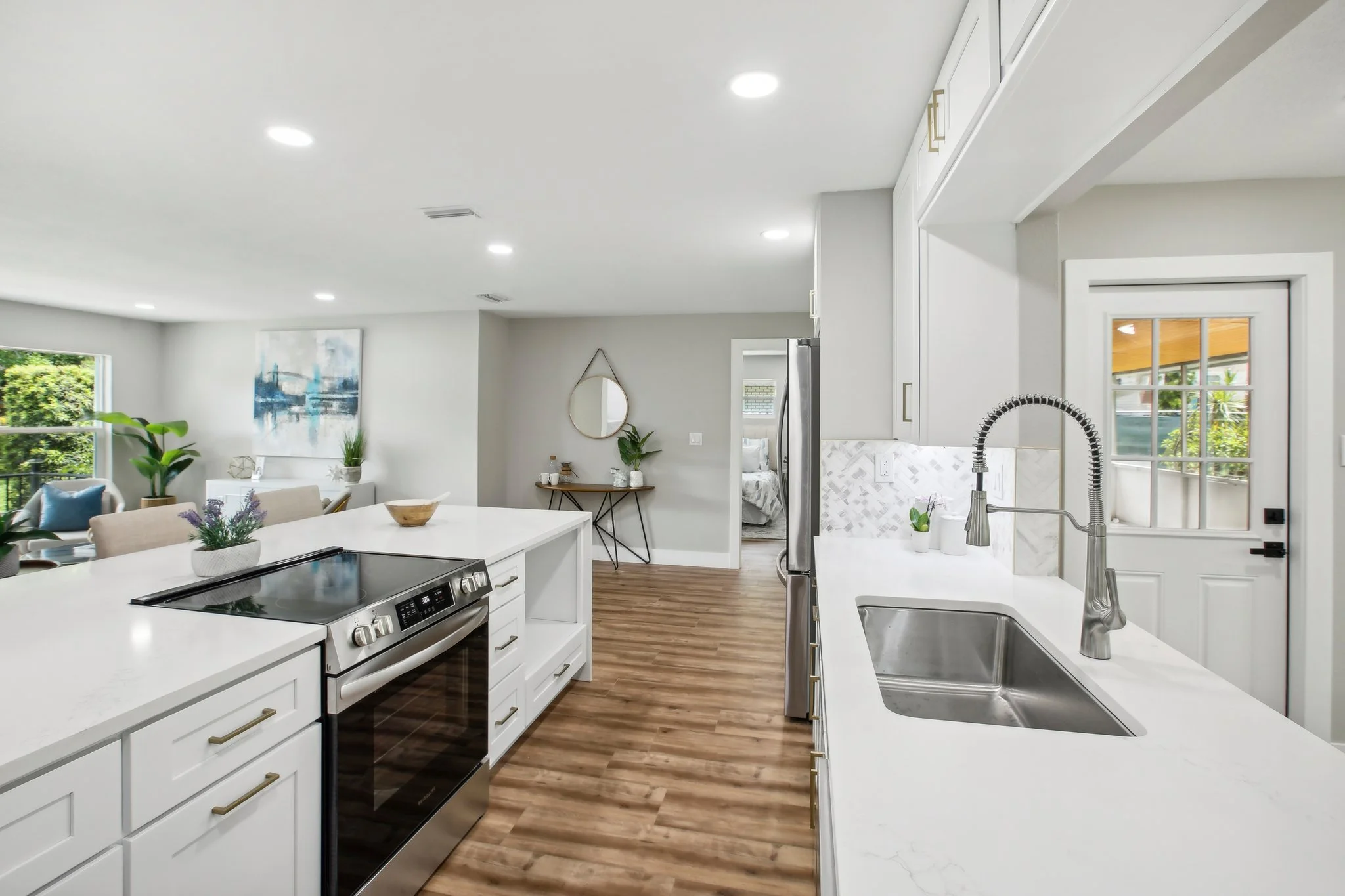 4th St S-019 - Copy.jpg