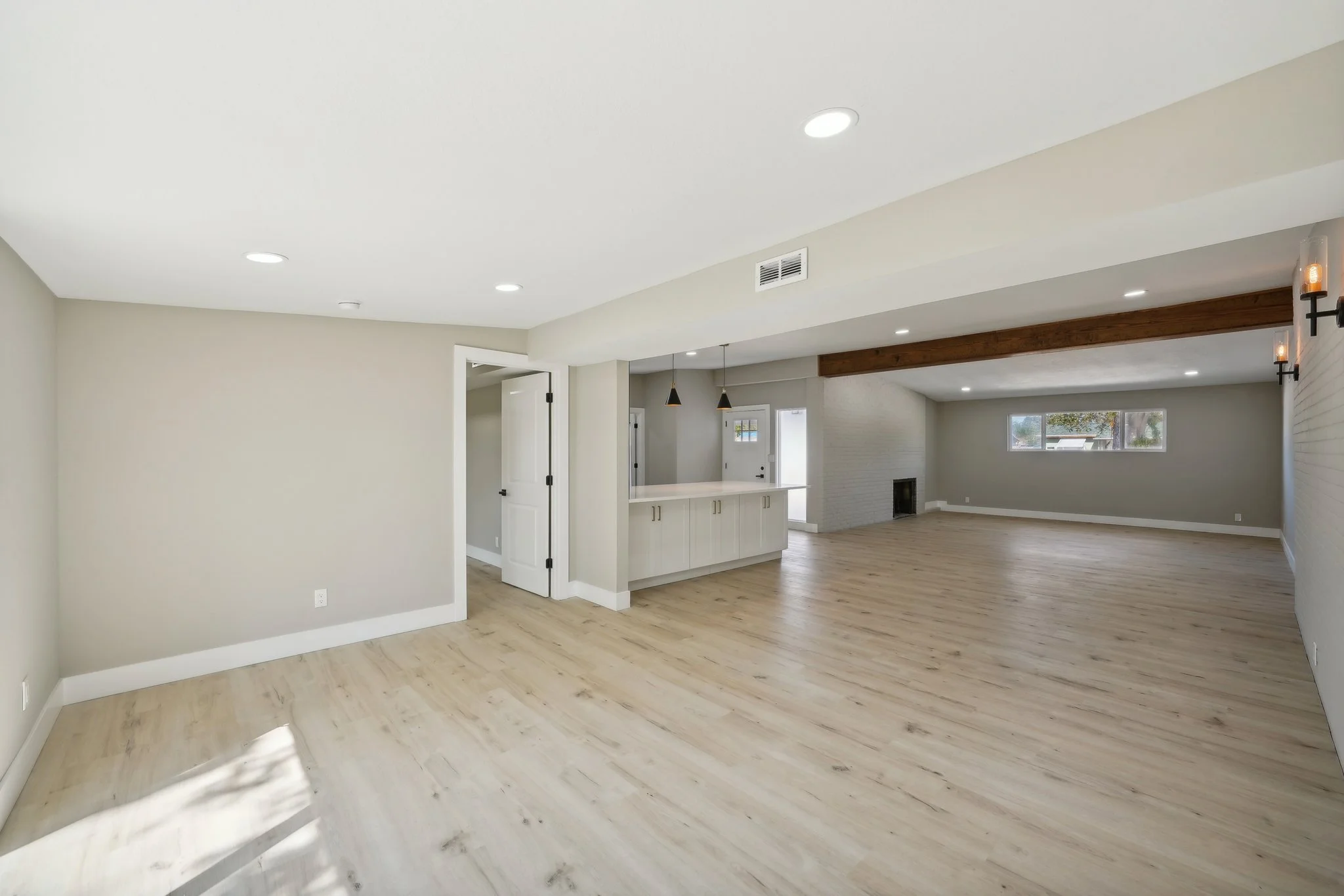 52nd Ave S-014.jpg