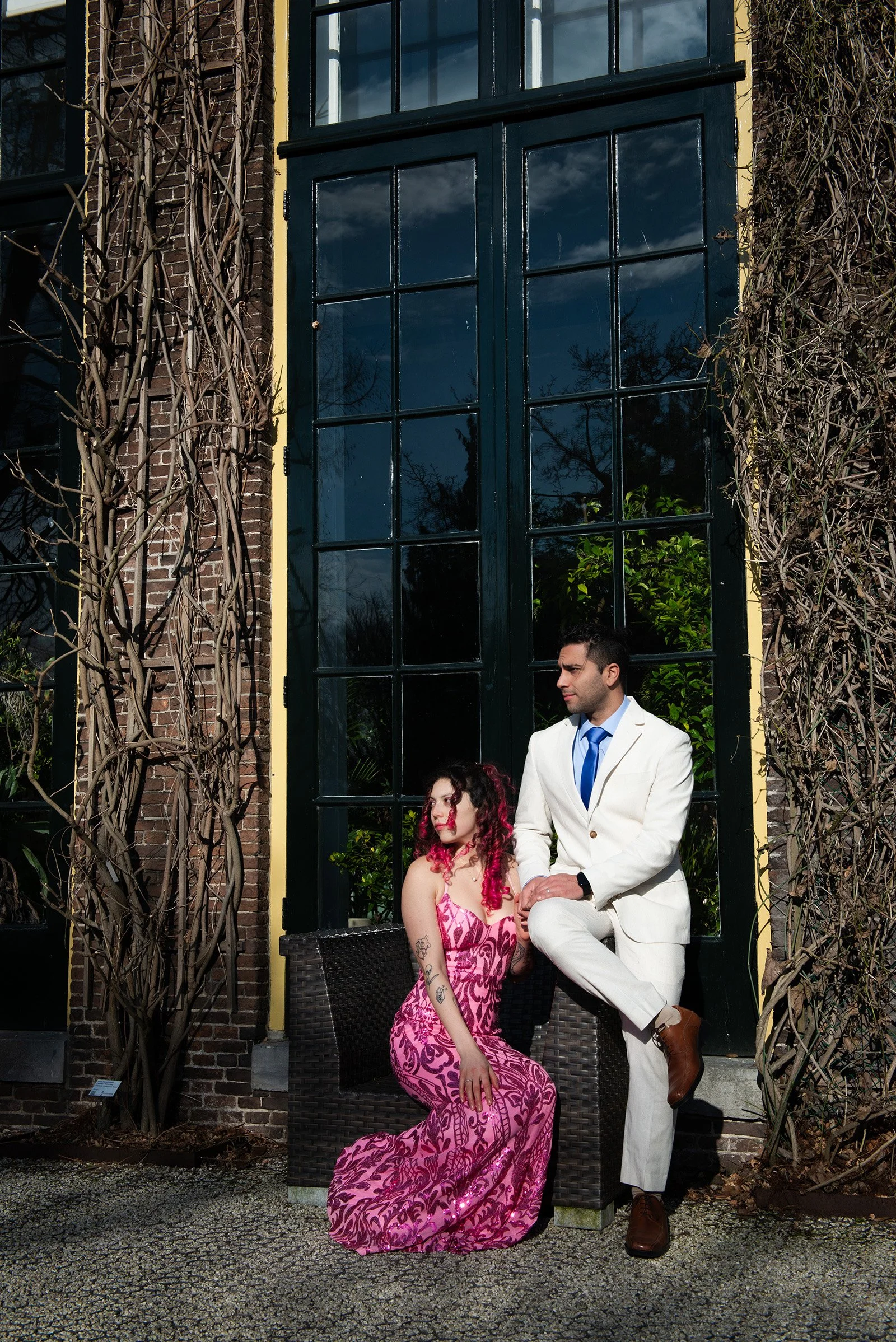 summer-newlywed-couple-greenhouse-photographer-amsterdam.jpg.jpg