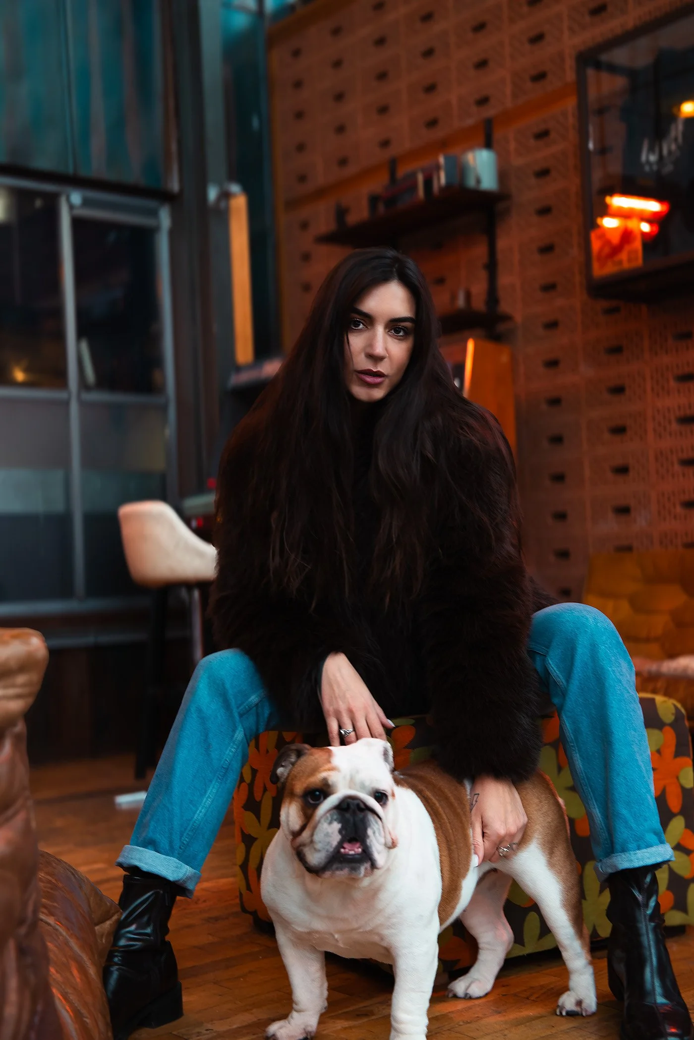 woman portrait. Izabela Bartnicka Photography, portrait photography, photographer Amsterdam, female photography, fashion, portrait with the dog