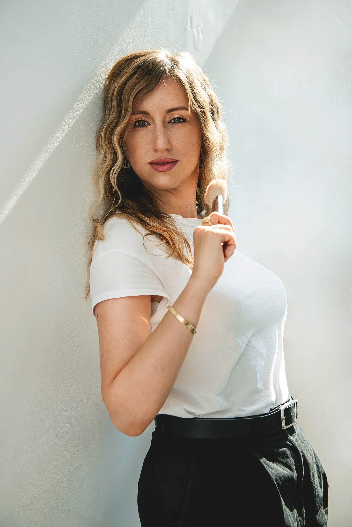 portrait, make up artist, branding photoshoot, in Amsterdam area, Izabela photography, beauty photoshoot, branding photography, portrait photography