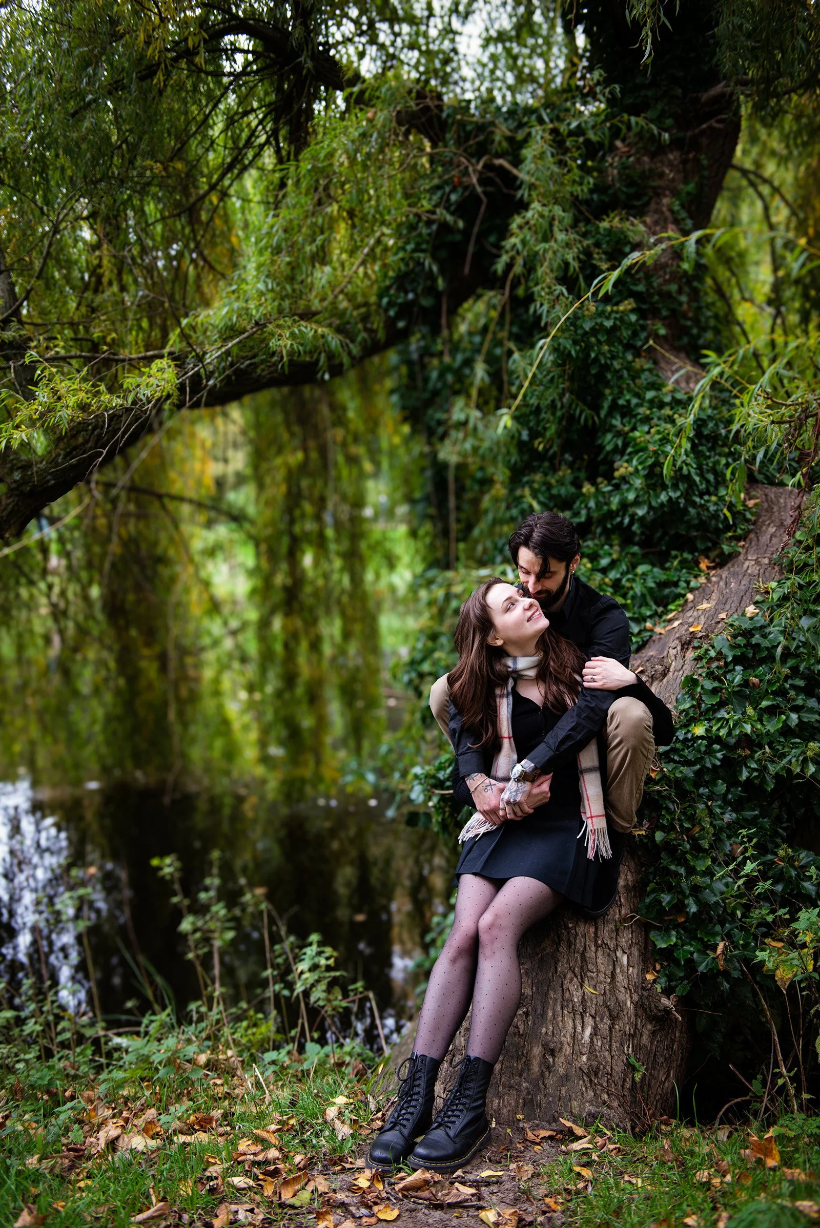 happy-couple-sunset-photoshoot-in-the-park-netherlands.jpg.jpg