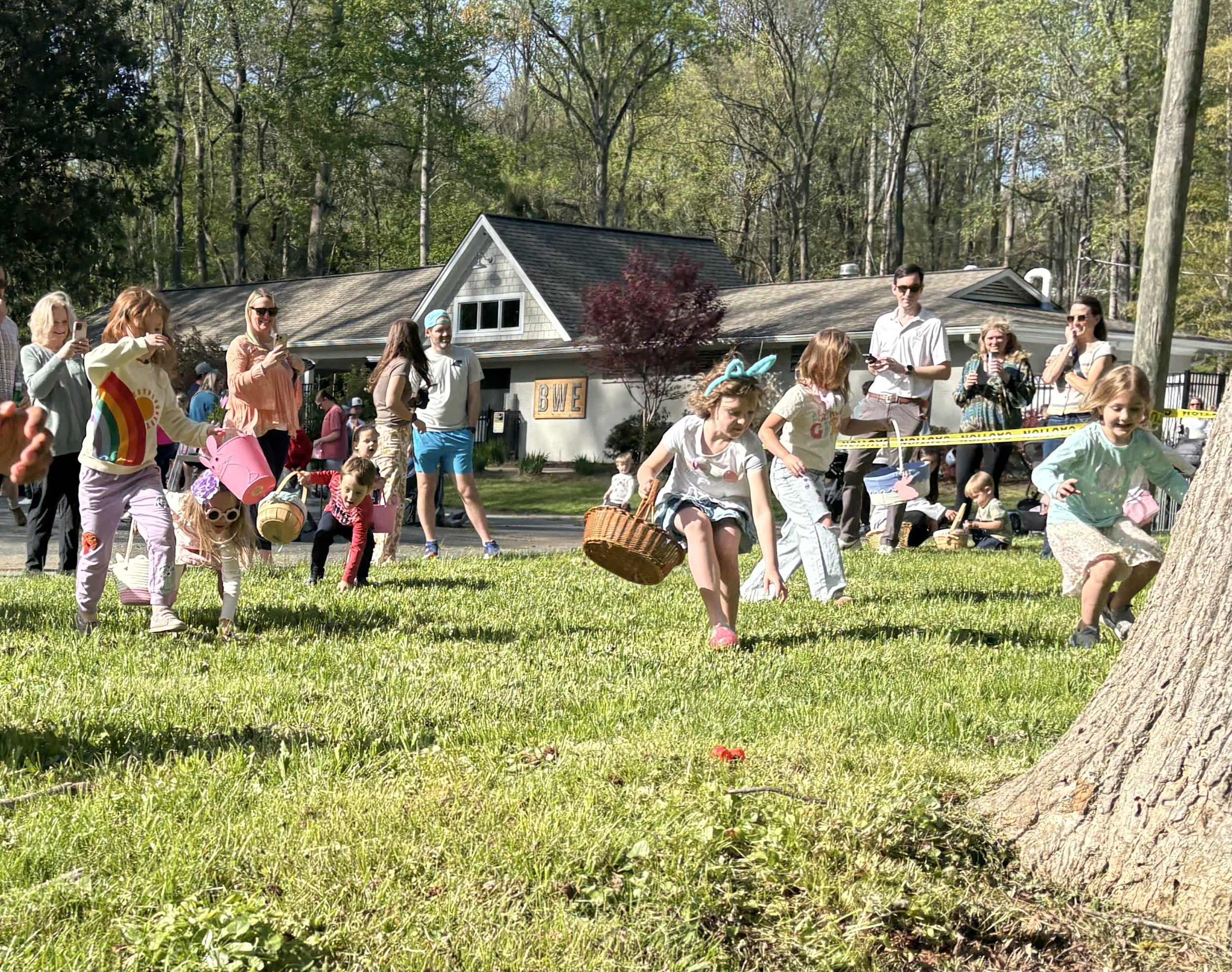 4-7 year-old kids at 2026 BWE Easter Egg hunt
