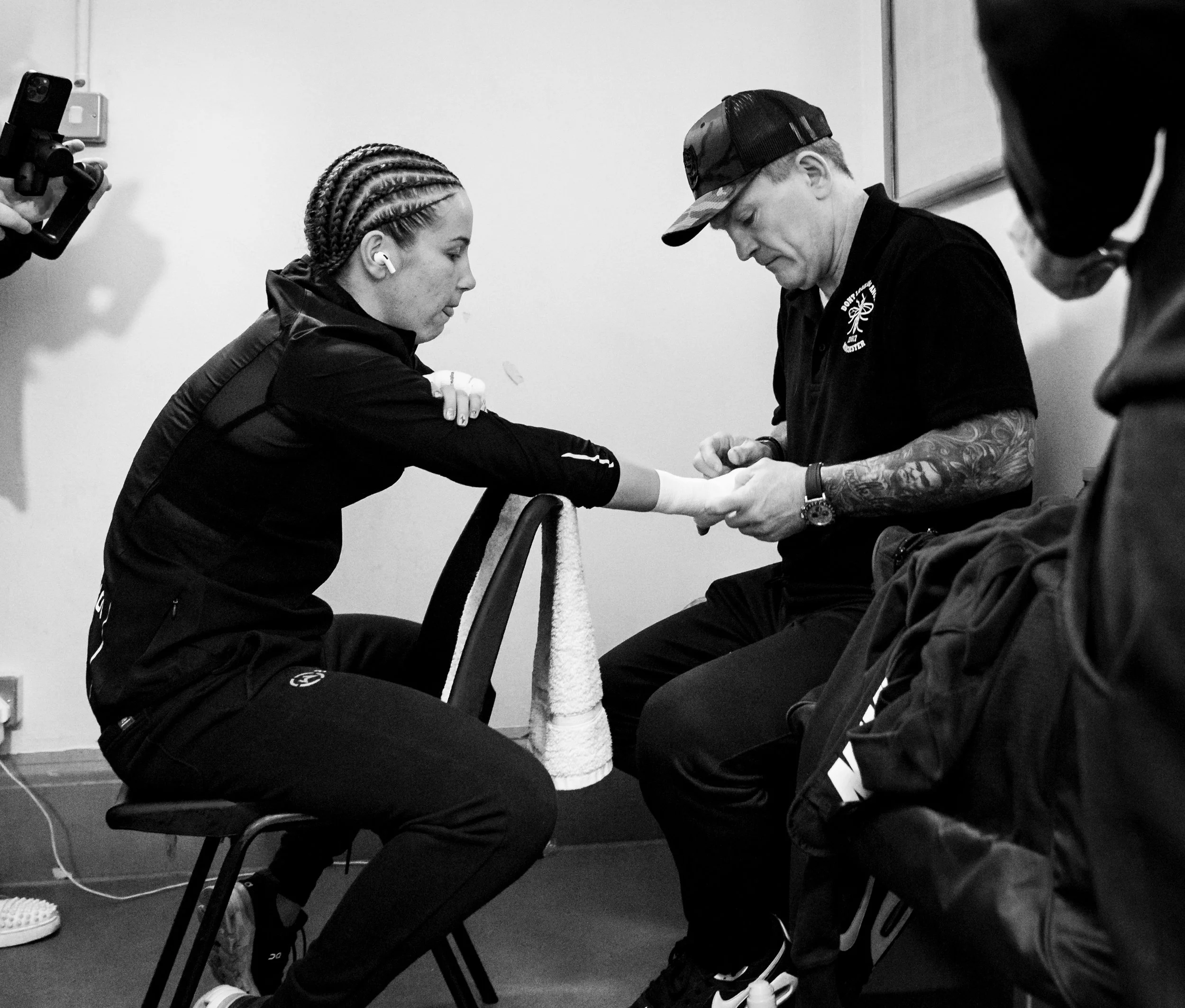 Ricky Hatton wraps the hands