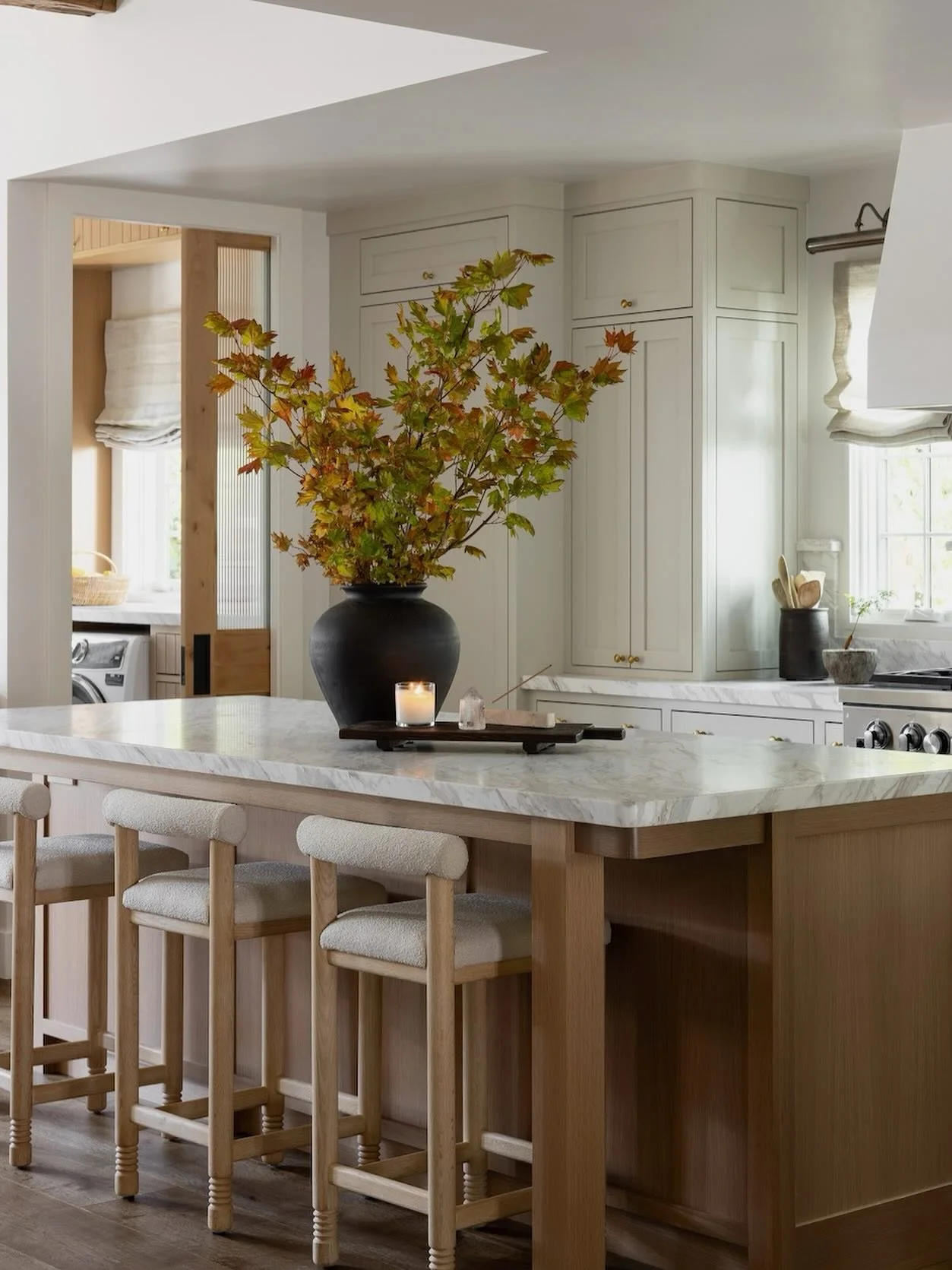 5 Questions to Ask Your Lender Before You Start House Hunting 🏡

1. What loan programs do I qualify for as a first-time buyer?
✨Helps you understand your options (conventional, FHA, VA, etc.) and any available assistance.
&nbsp;2. How much do I need