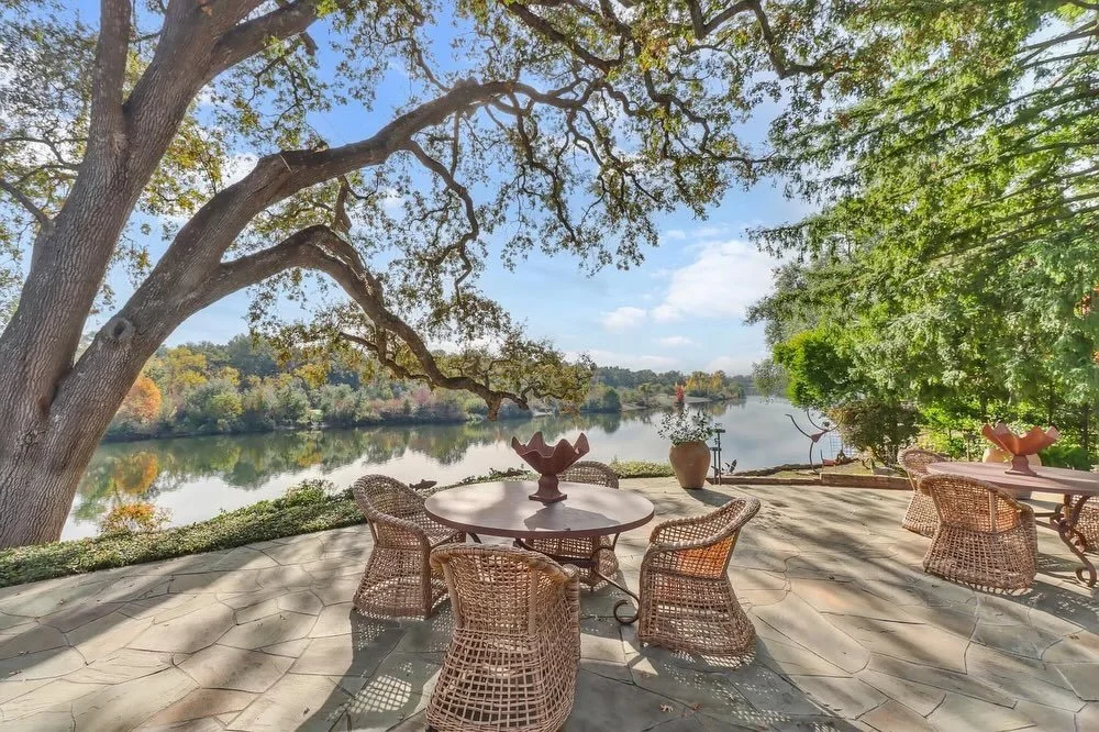American River Retreat! ✨

1892 Claremont Rd, 95608 
Offered at $3,495,000 
3 Beds | 3 Baths | 3514 SF &amp; 1.15 Acres

If living on the American River has always been your dream, this is your moment. Tucked behind a private gate with sweeping river