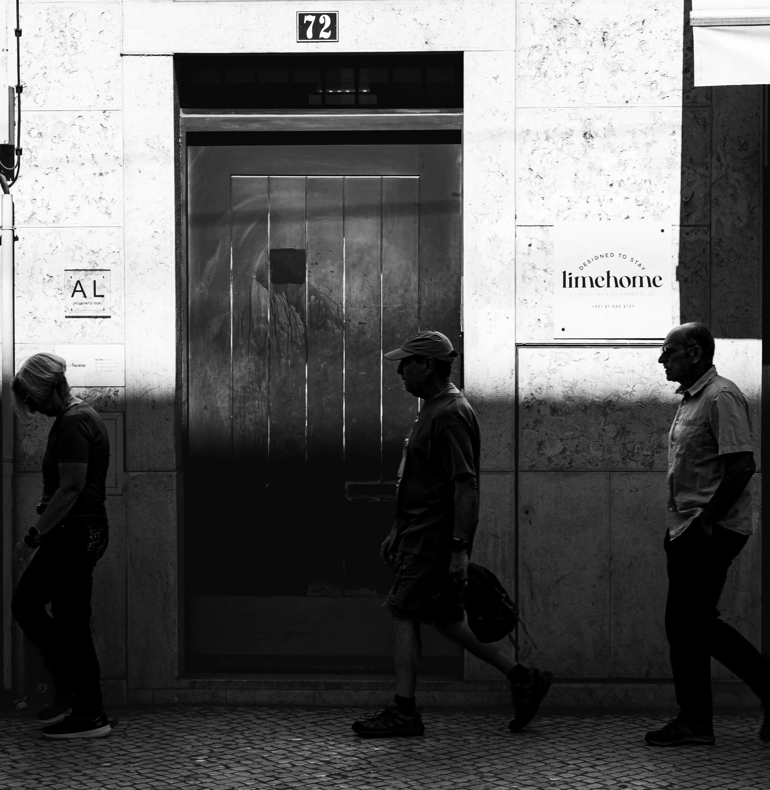 Silhouettes in Rythm