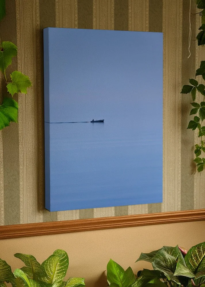 minimalist-boat-scene-in-blue-gotlandcanvas-1869.jpg