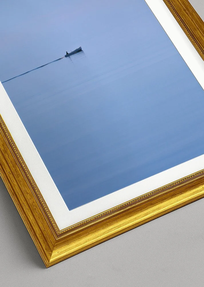 minimalist-boat-scene-in-blue-gotlandframedartprint-1406.jpg