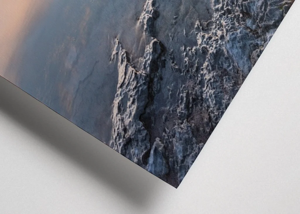 gotland-unbroken-horizon-sunrise-sea-closeup.jpg