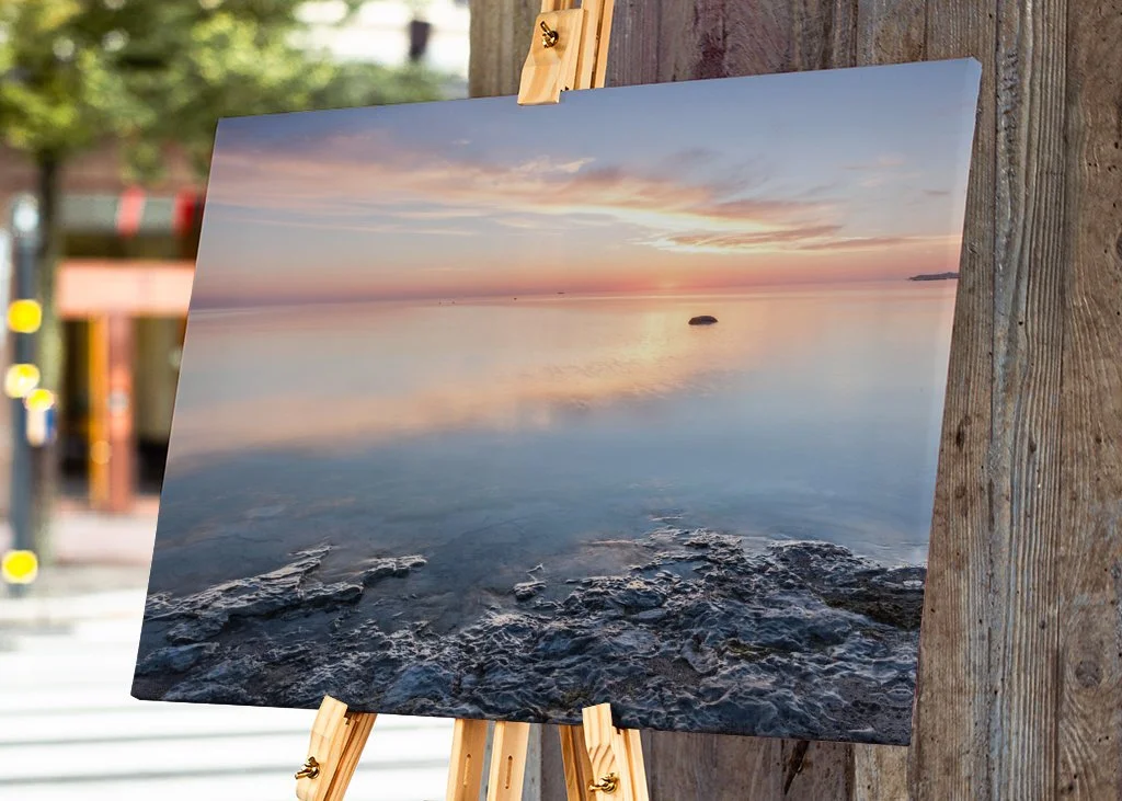 gotland-unbroken-horizon-sunrise-sea-canvas.jpg